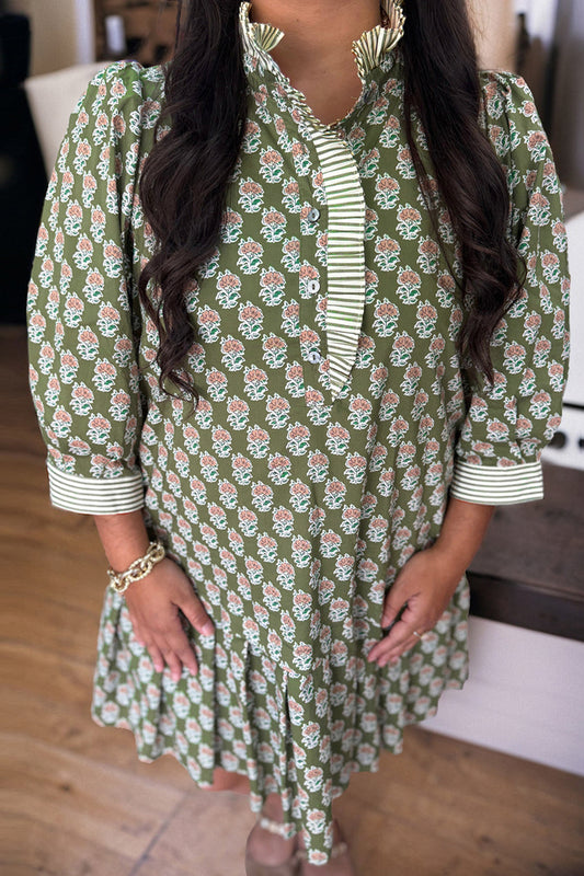 Green Contrast Striped Frilled Collar 3/4 Sleeve Plus Size Floral Dress